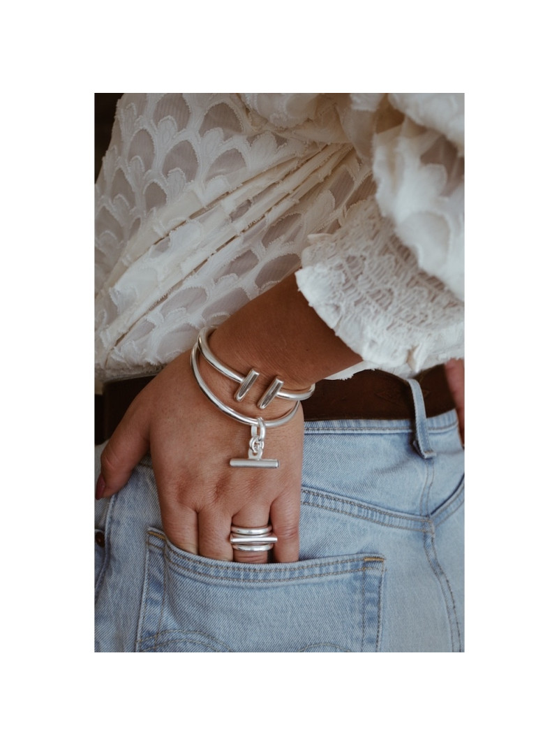 BRACELET SECRET DE CUIR JONC BARRE