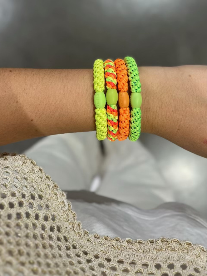 BRACELET CHOUCHOU KKNEKKI lot de 4 ORANGE VERT JAUNE FLUO