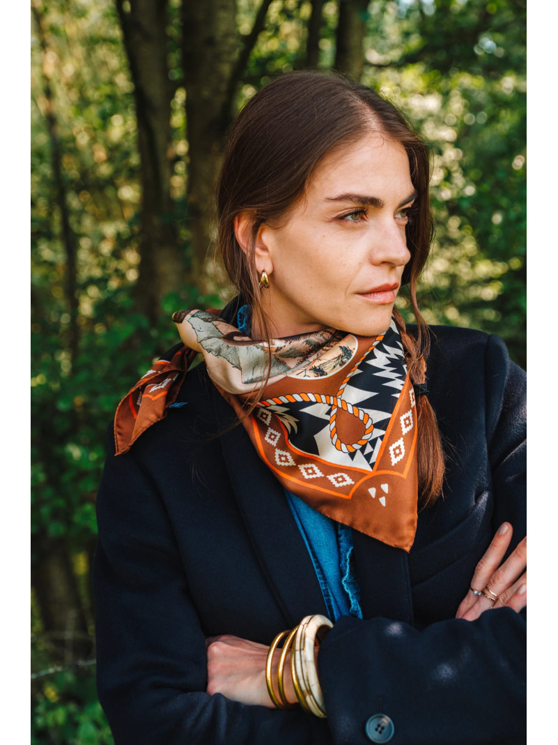 Foulard carré soie ANTAN DUSTY WEST BROWN 70