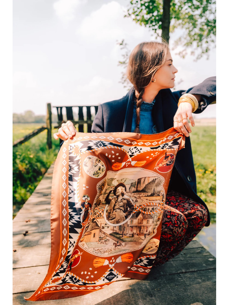 Foulard carré soie ANTAN DUSTY WEST BROWN 70