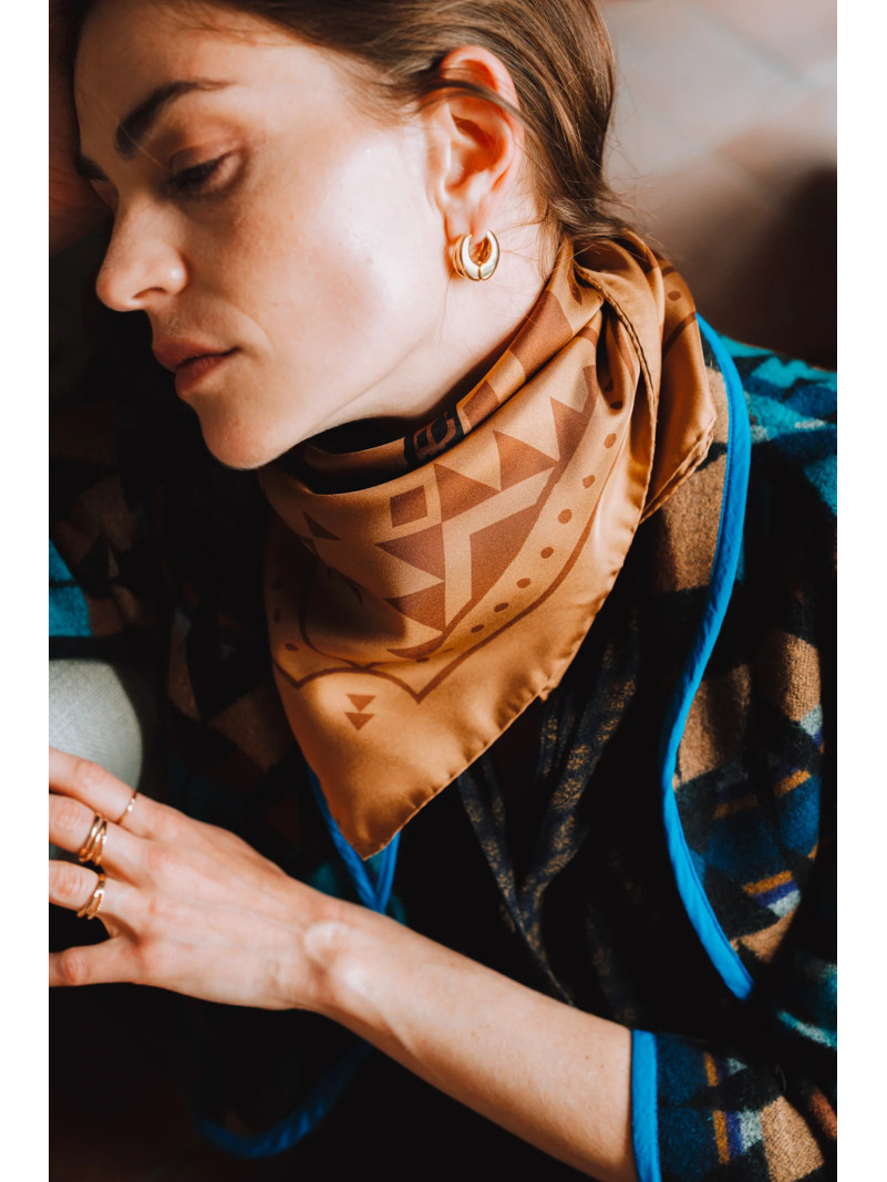 Foulard carré soie ANTAN THE TWIN GIRAFFES 70
