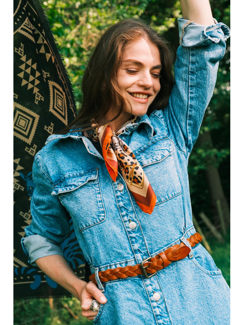 Foulard carré soie ANTAN THE SAFARI GIRL GEAR 70