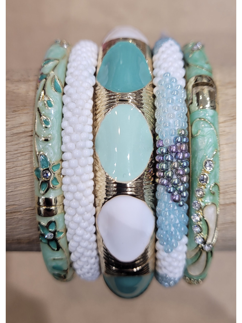 Composition de 5 bracelets Népalais et Thaïlandais TURQUOISE
