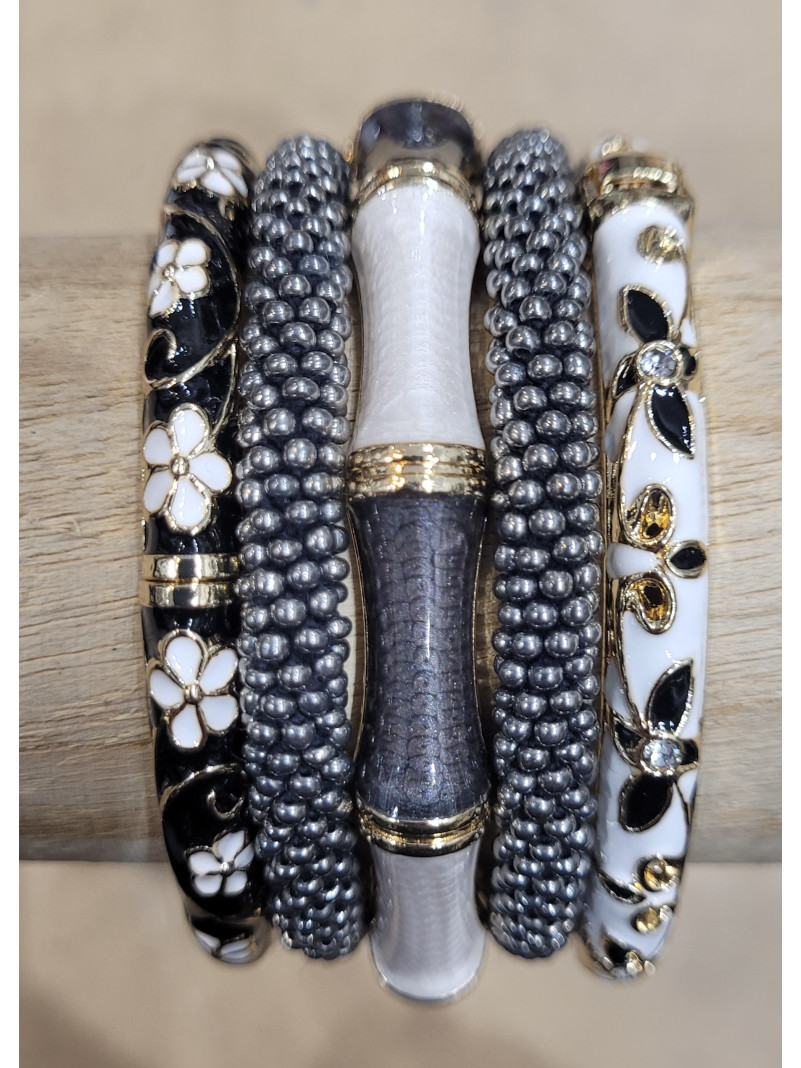 Composition de 5 bracelets Népalais et Thaïlandais GRIS