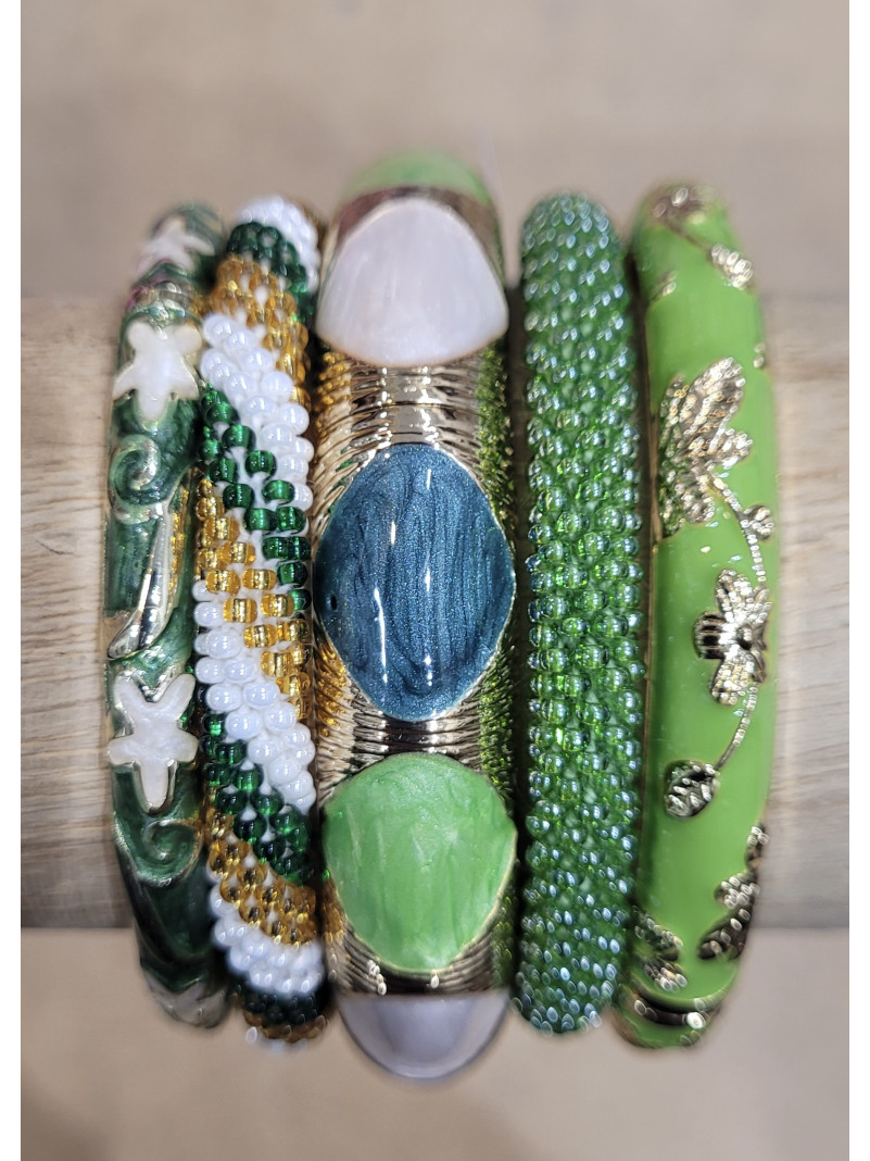 Composition de 5 bracelets Népalais et Thaïlandais VERT