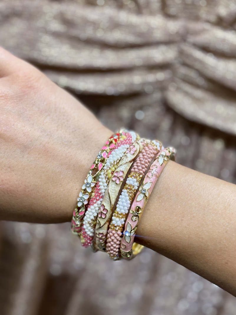Composition de 5 bracelets Népalais et Thaïlandais ROSE DORÉ