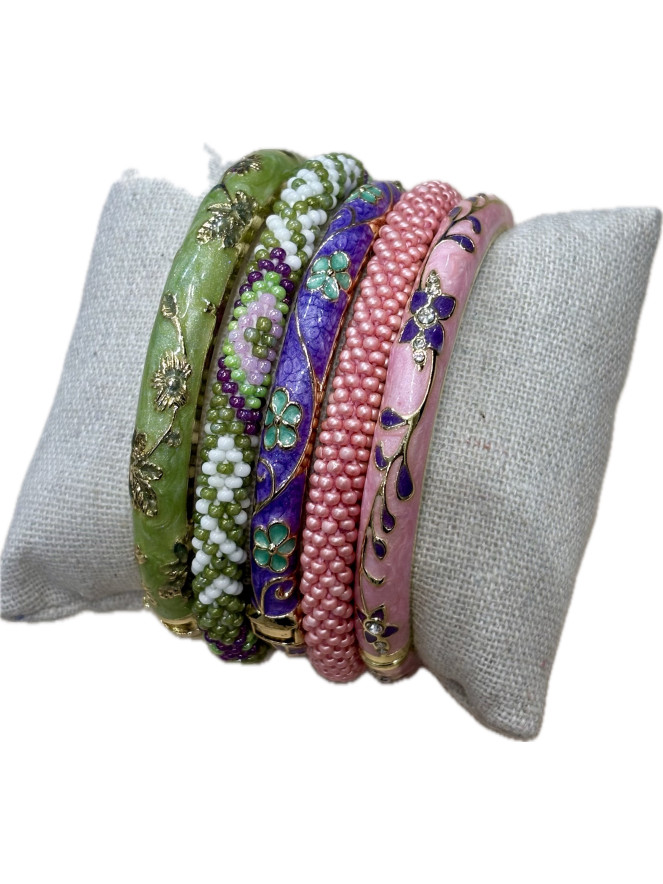 Composition de 5 bracelets Népalais et Thaïlandais VERT VIOLET ROSE