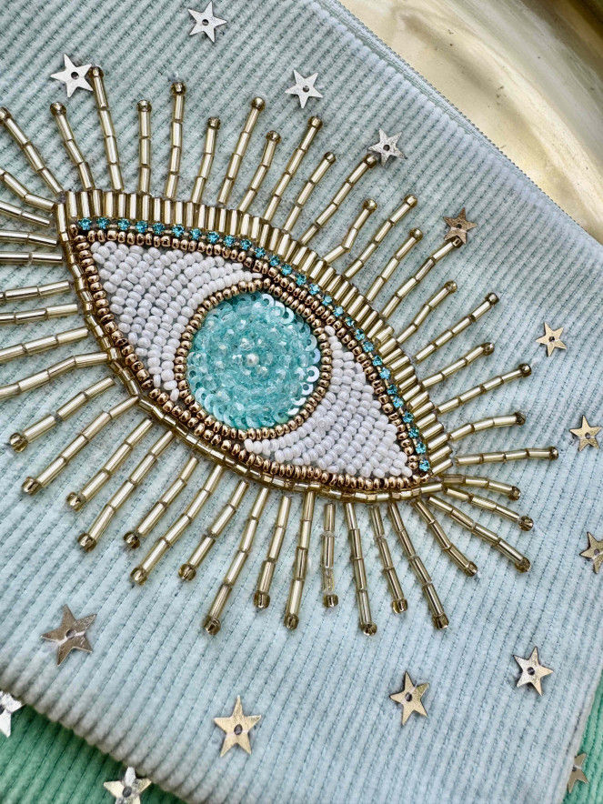 Pochette VELOURS EYES bleu ciel