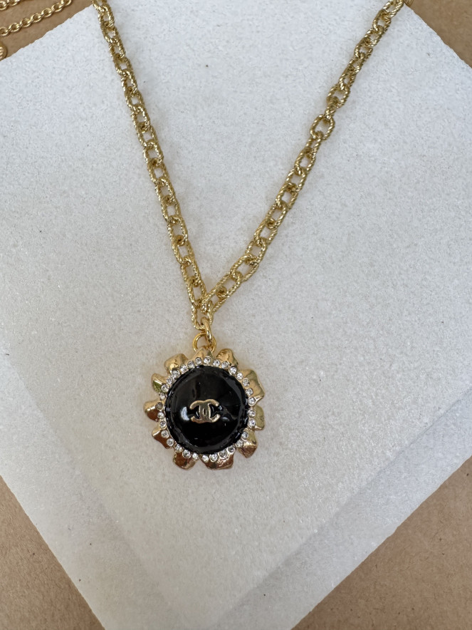 COLLIER TWICE BOUTON FLEUR NOIR STRASS
