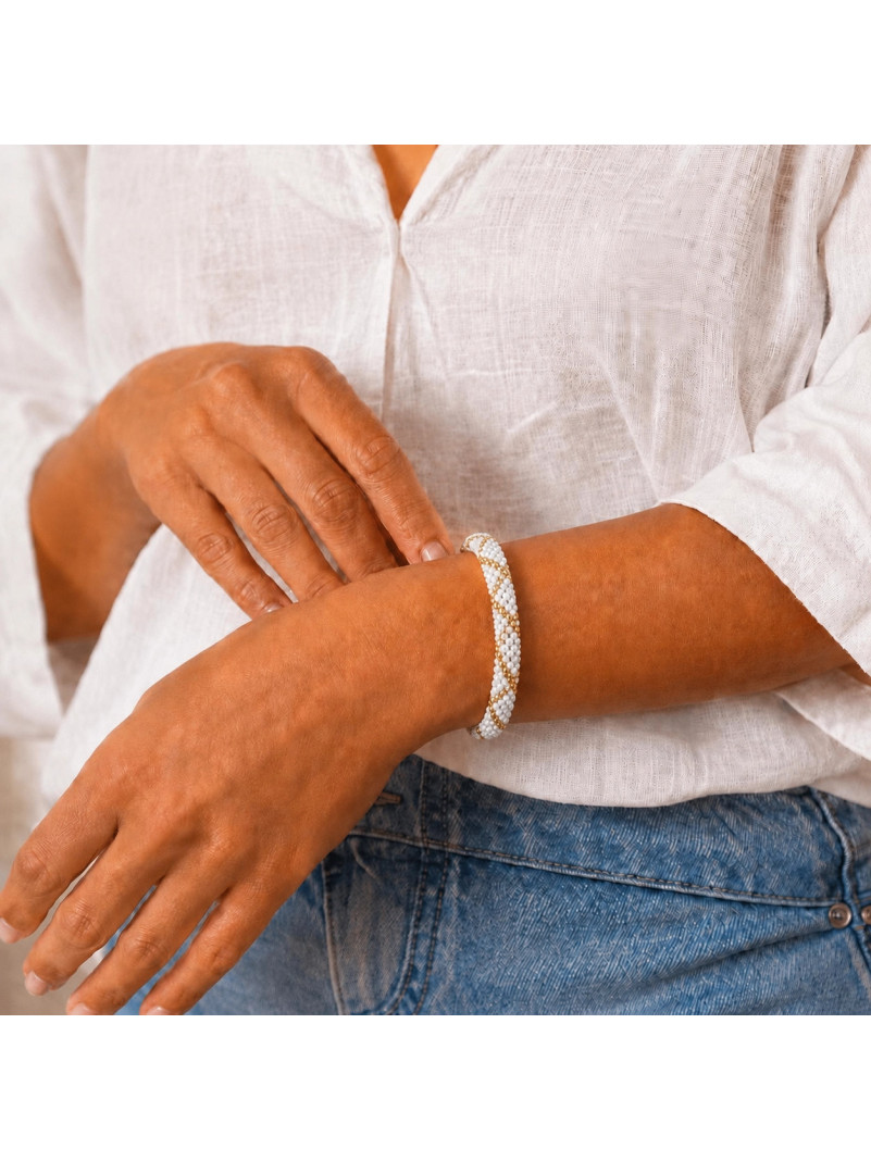 BRACELET NÉPALAIS BLANC DORÉ CLAIR