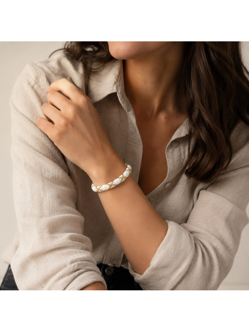 BRACELET NÉPALAIS BLANC DORÉ CLAIR