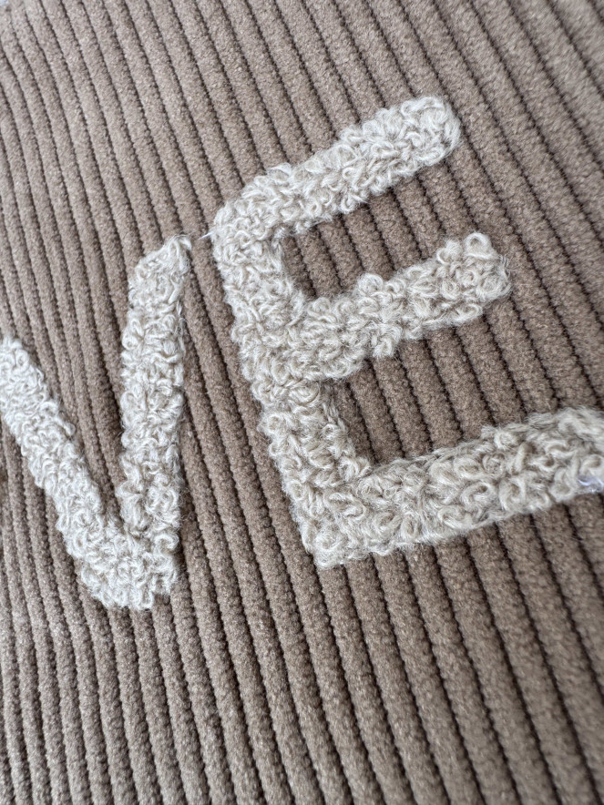 Pochette VELOURS LOVE beige