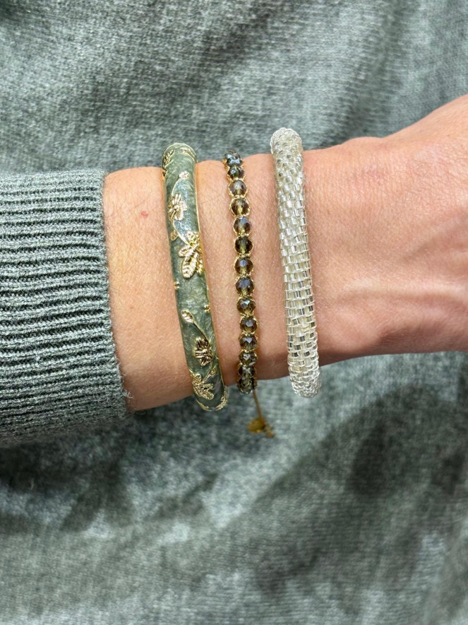 Composition de 3 bracelets Népalais et Thaïlandais gris kaki argent